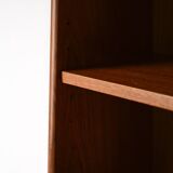 Bookcase with drawers and storage compartment