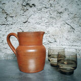 Bonny sandstone pitcher