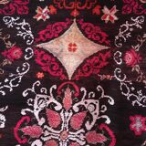 Hand-woven wool carpet