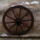 Roue de charrette ancienne