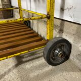 Dinin battery display