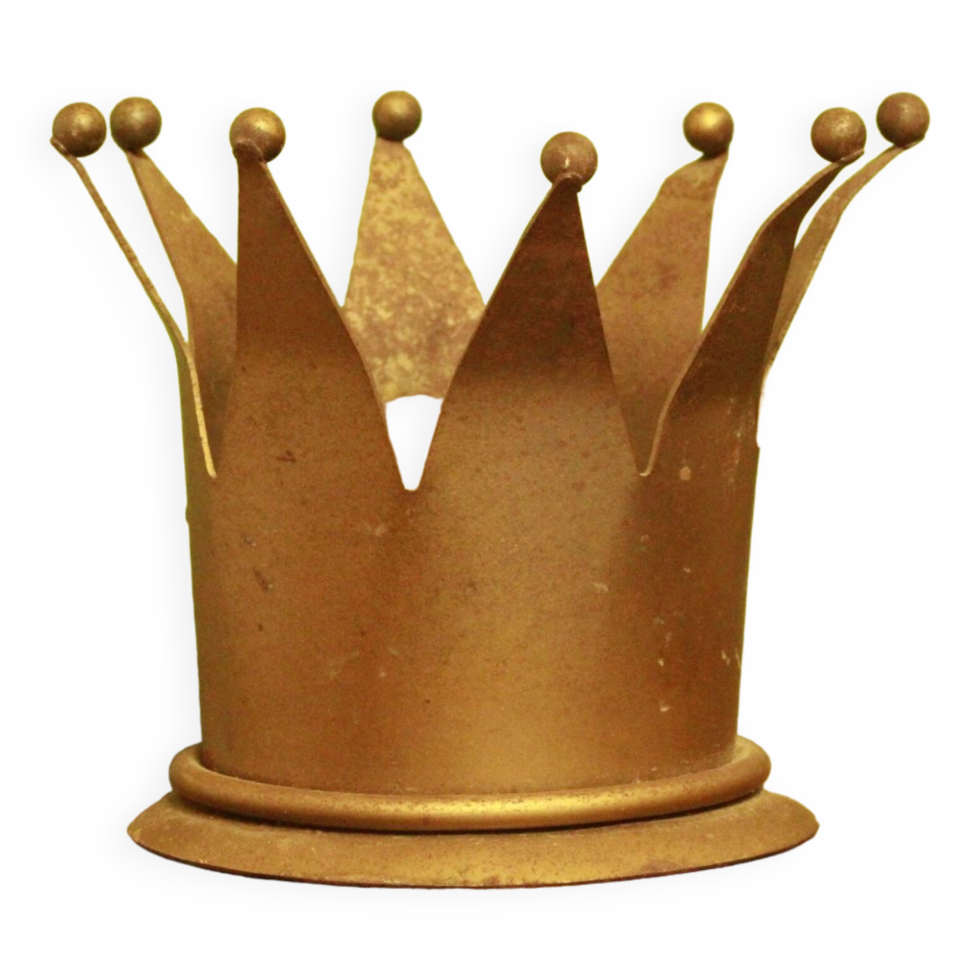 Empty pocket crown of kings
