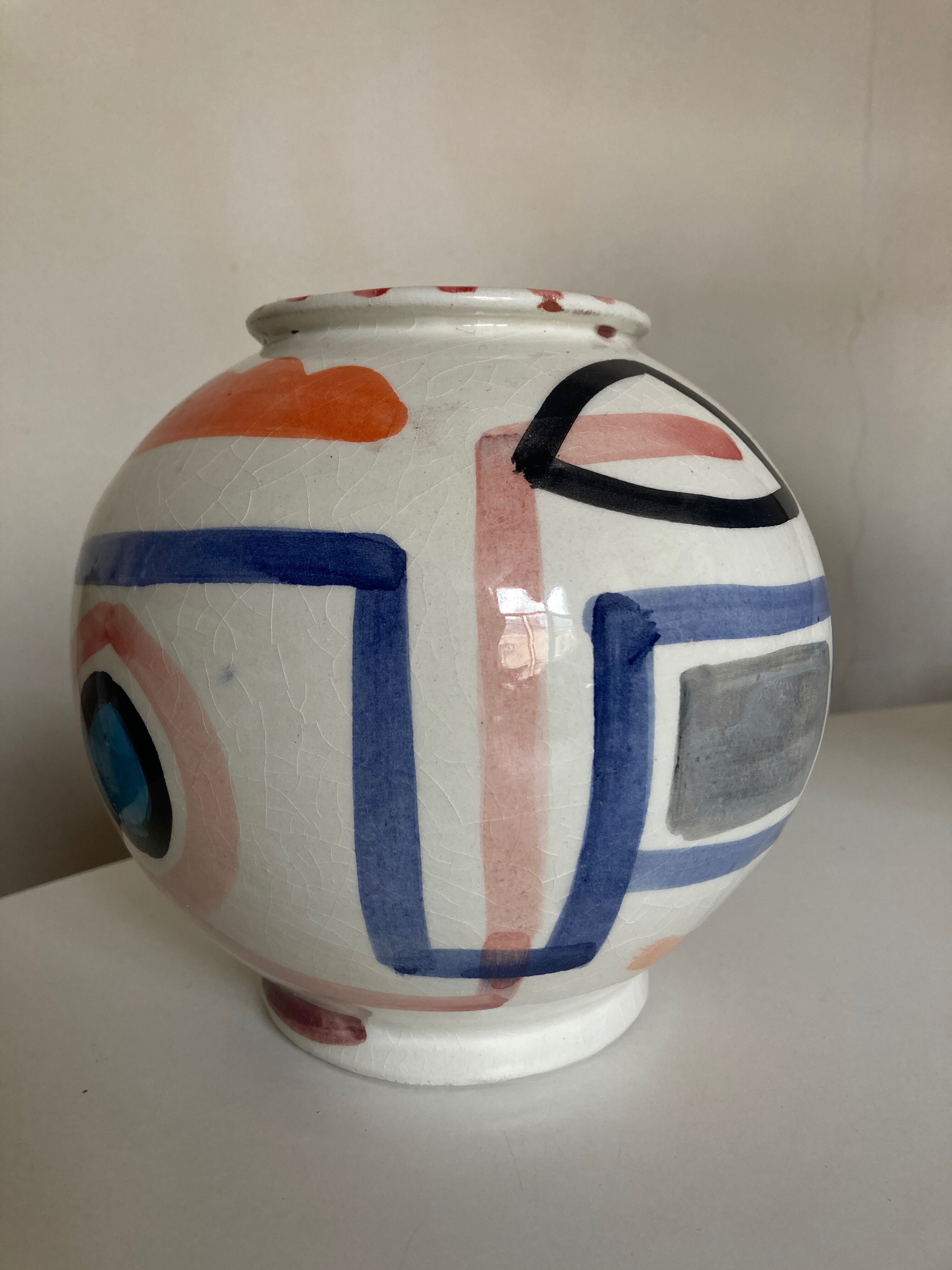 Lrence ceramic face vase in Marrakech