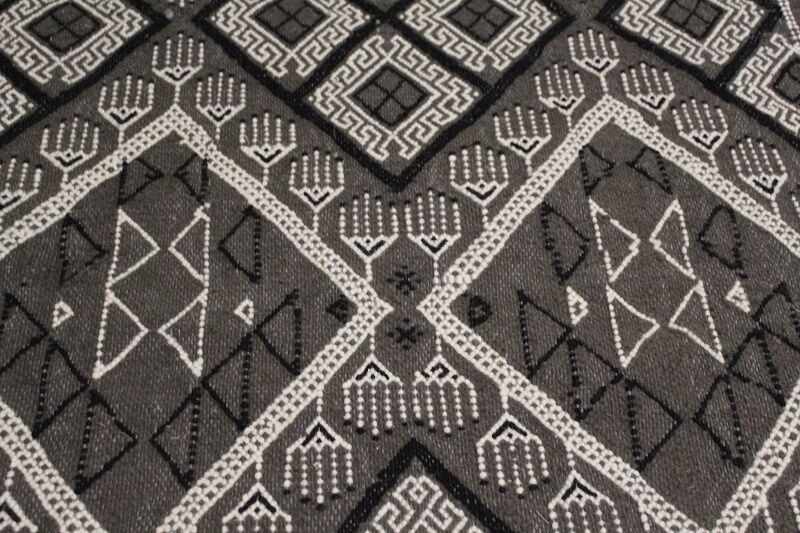 Handmade Berber wool rug 203x124cm