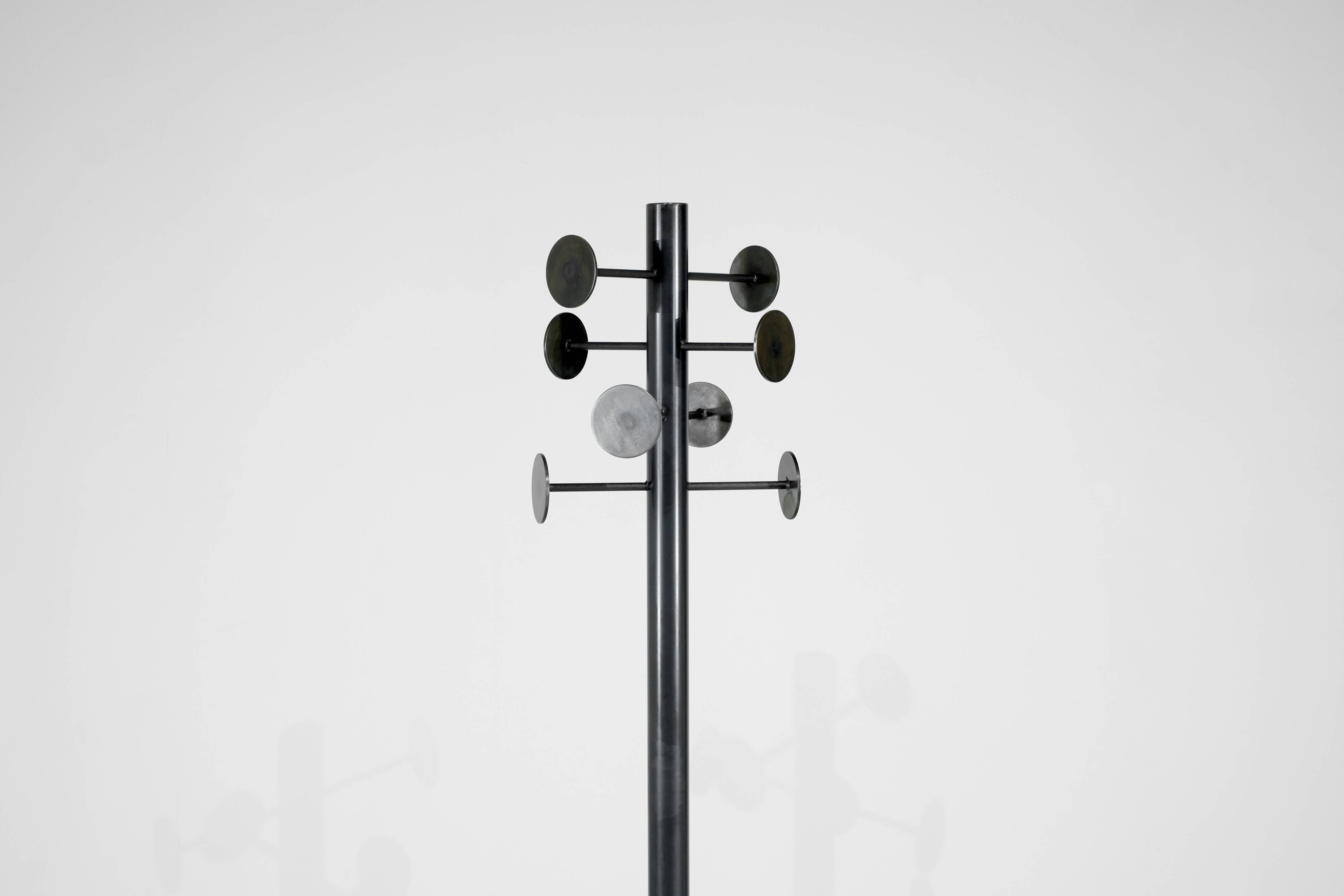 “Perroquet” coat rack by F.Robichez for Dritsh, Paris 1990s.