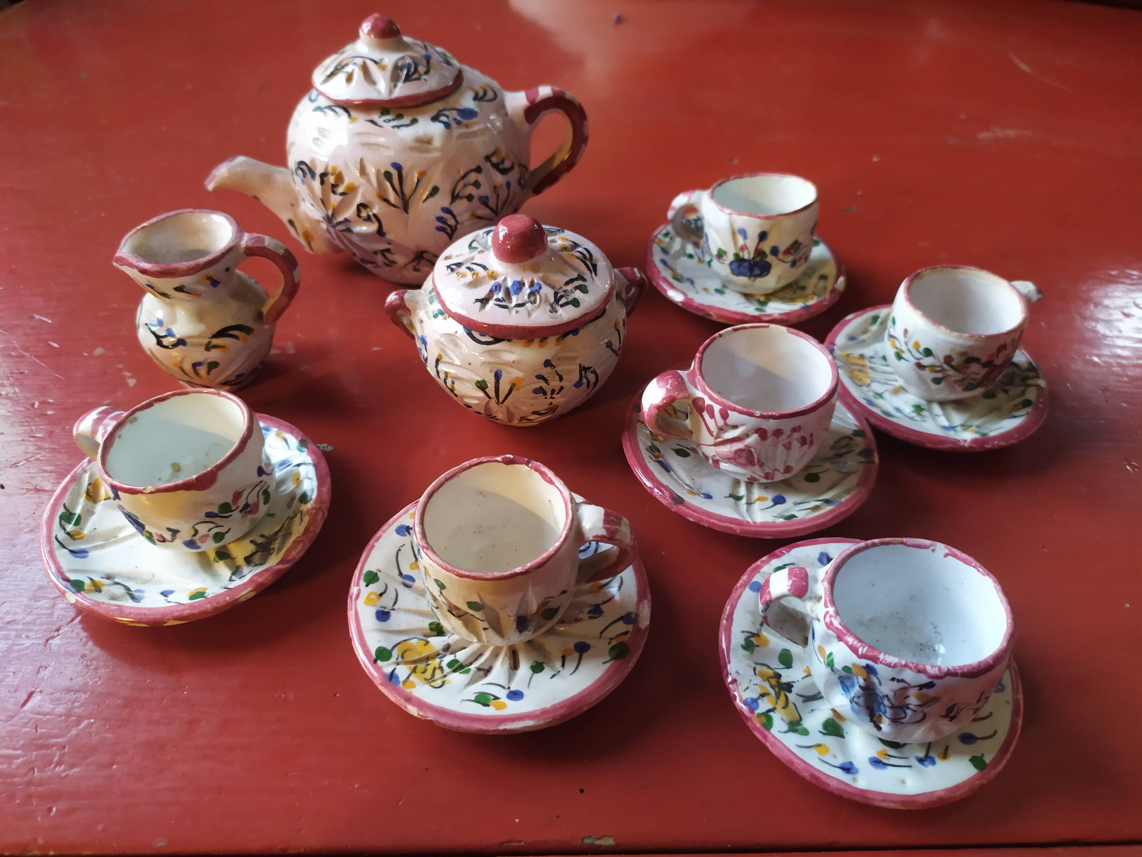 Earthenware dinner set