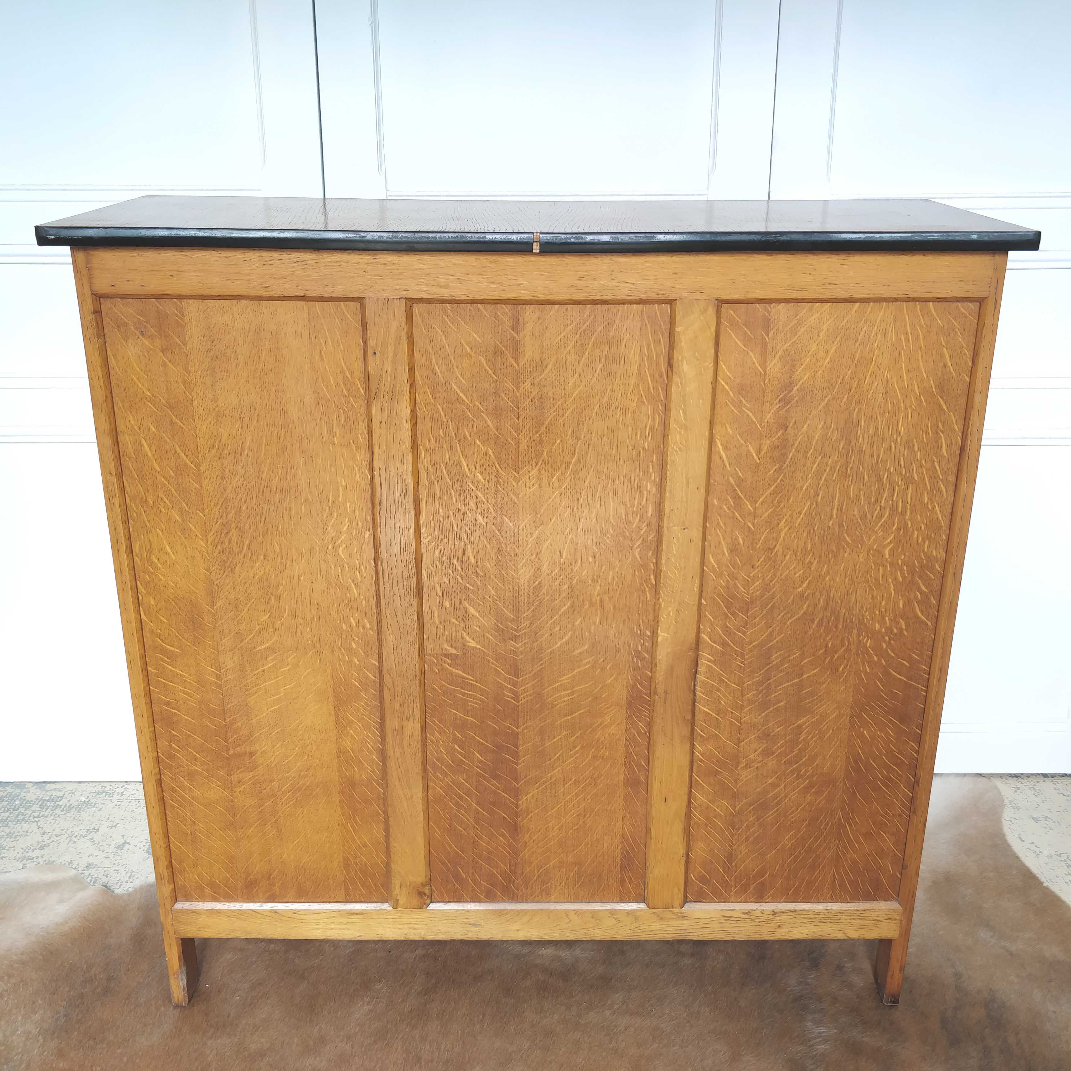 Vintage buffet 50/60