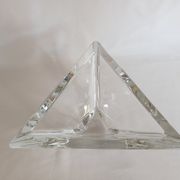 Coupe vide poche en verre de forme triangulaire signé
