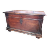 18th-century wedding chest