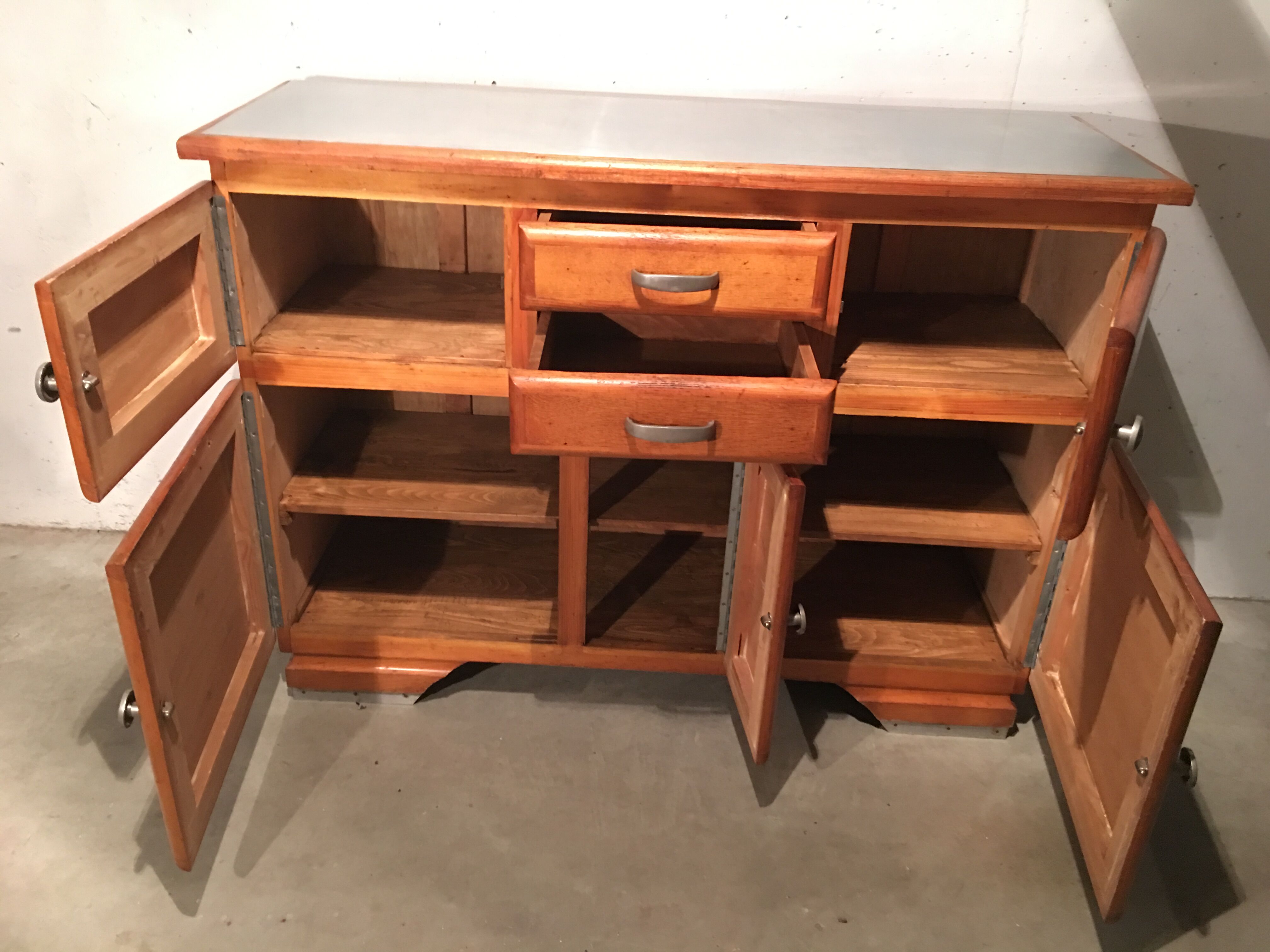 Buffet mado zinc 50 years