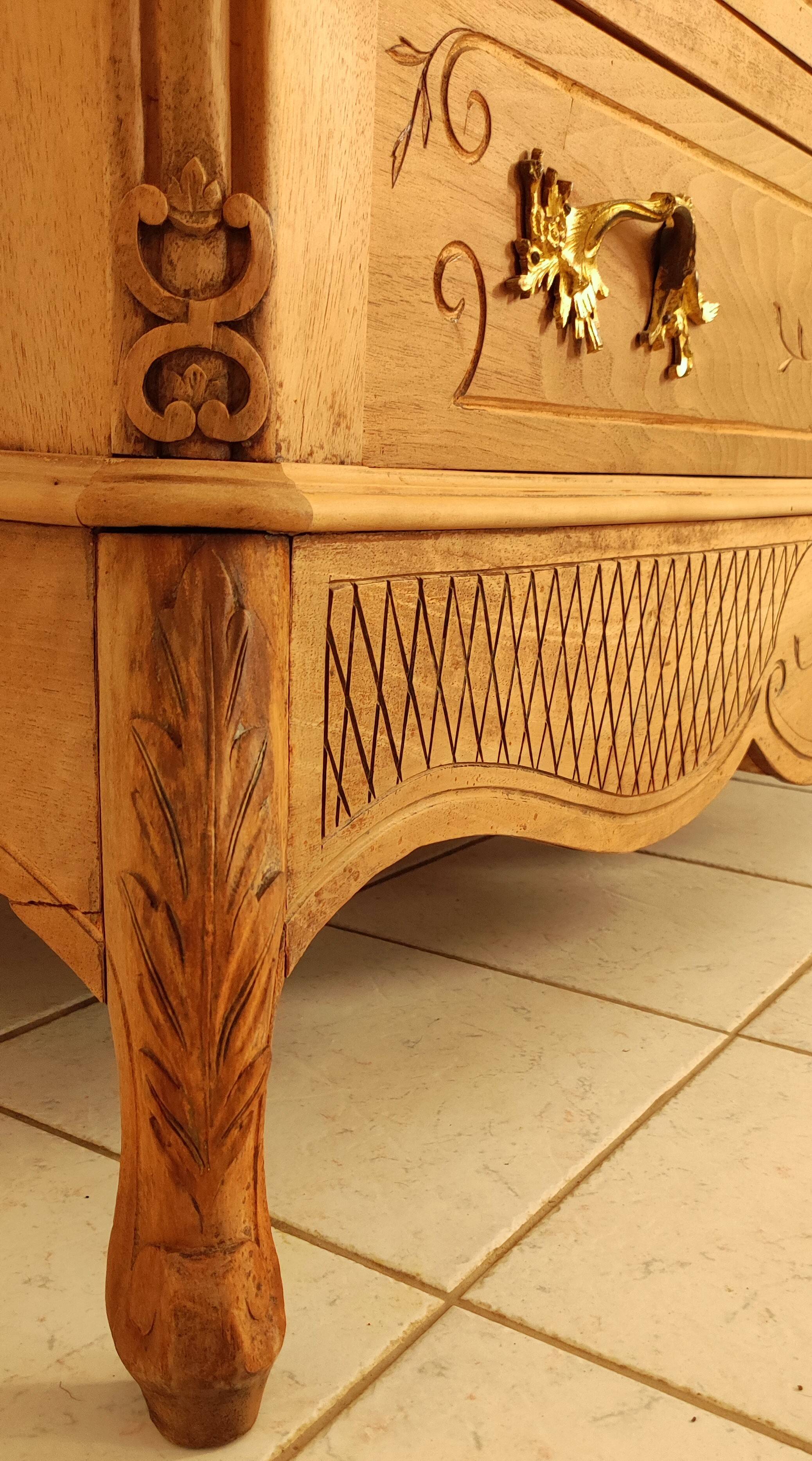 Commode liégeoise ancienne dessus marbre