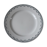 Round dish Saint amand, early XXth