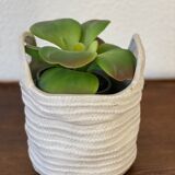 White basket pot cover