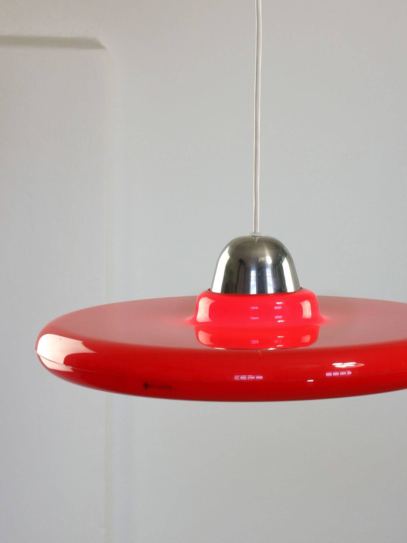 Space-Age Saucer Pendant in Red Plexiglas from Guzzini, 1960s