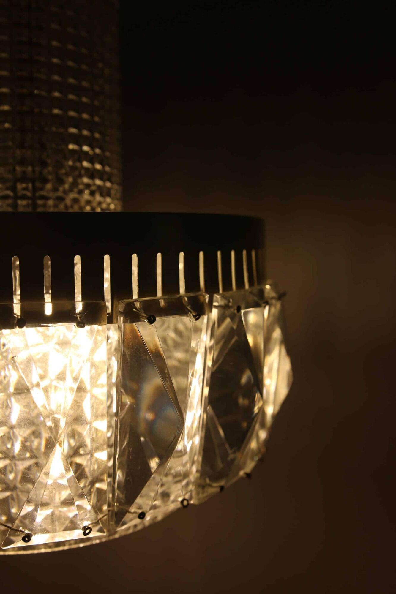 Mid-century chandelier with pendants