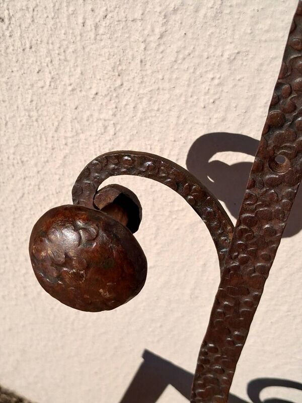 Porte manteau mural, forme de lyre, fer forgé,  style art déco