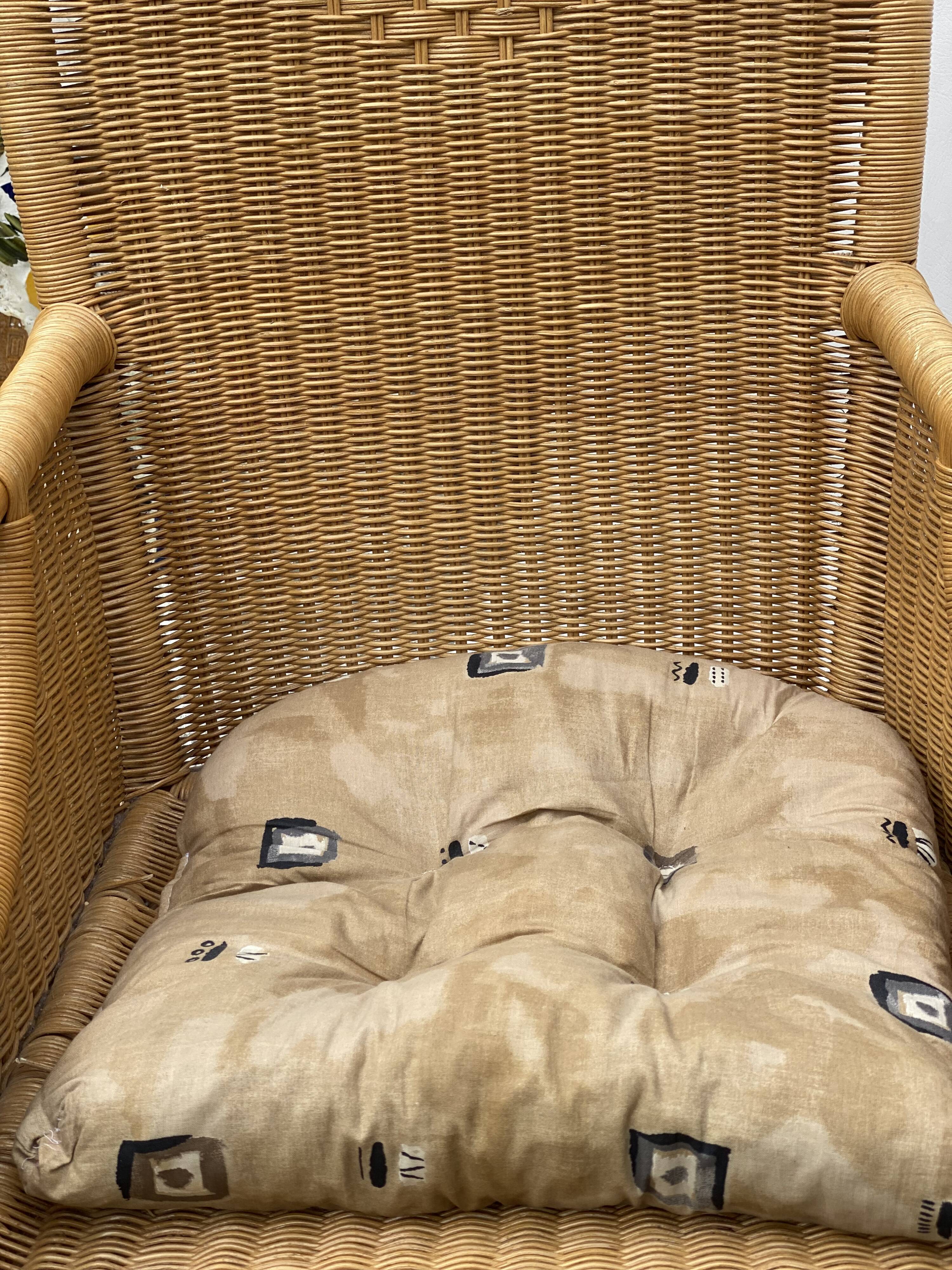 Vintage rotan and teak rocking chair