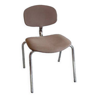 Chaise design Strafor - années 70