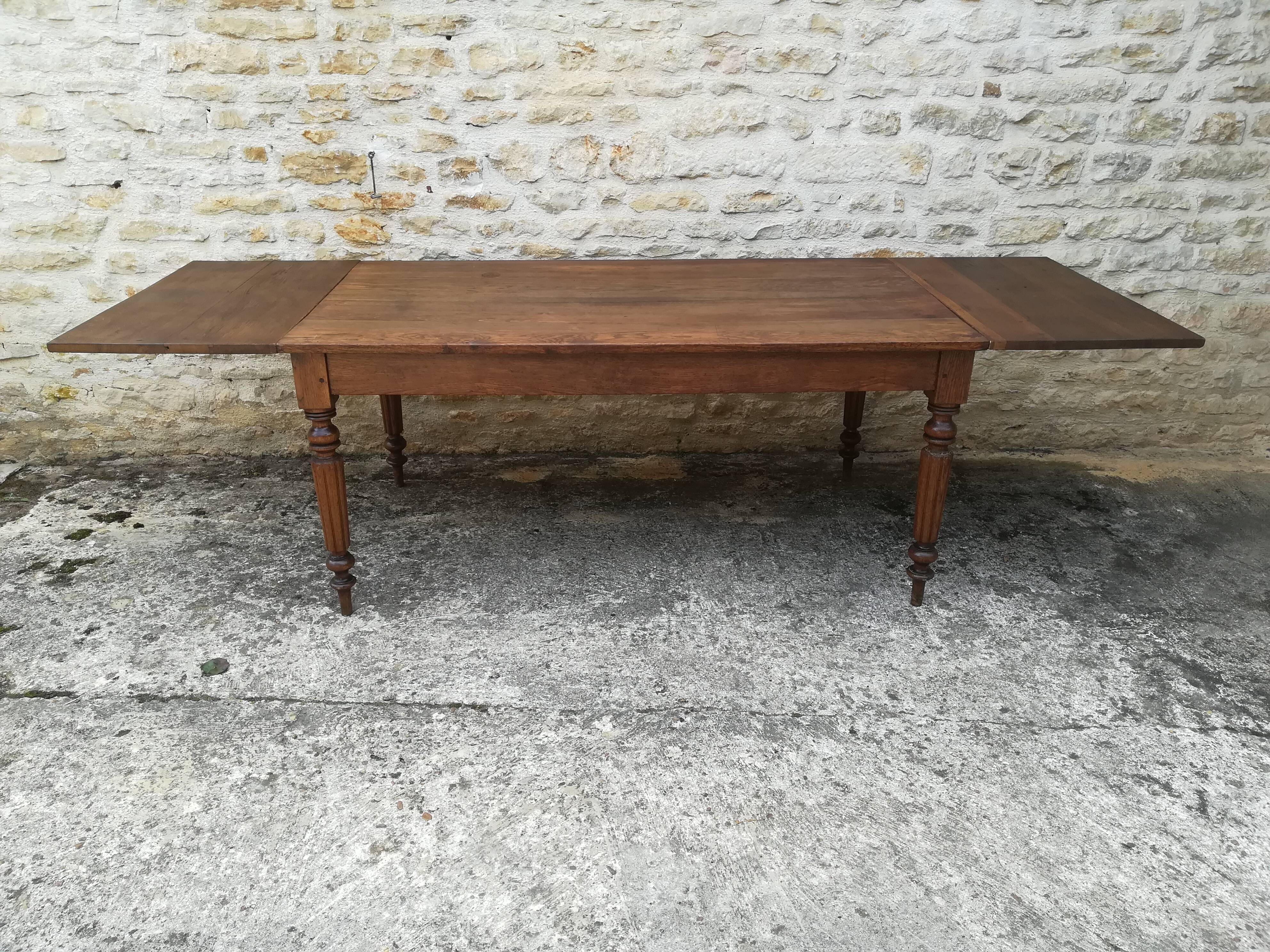 Oak farm table with two extensions