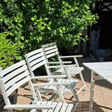 Vintage white wooden garden furniture
