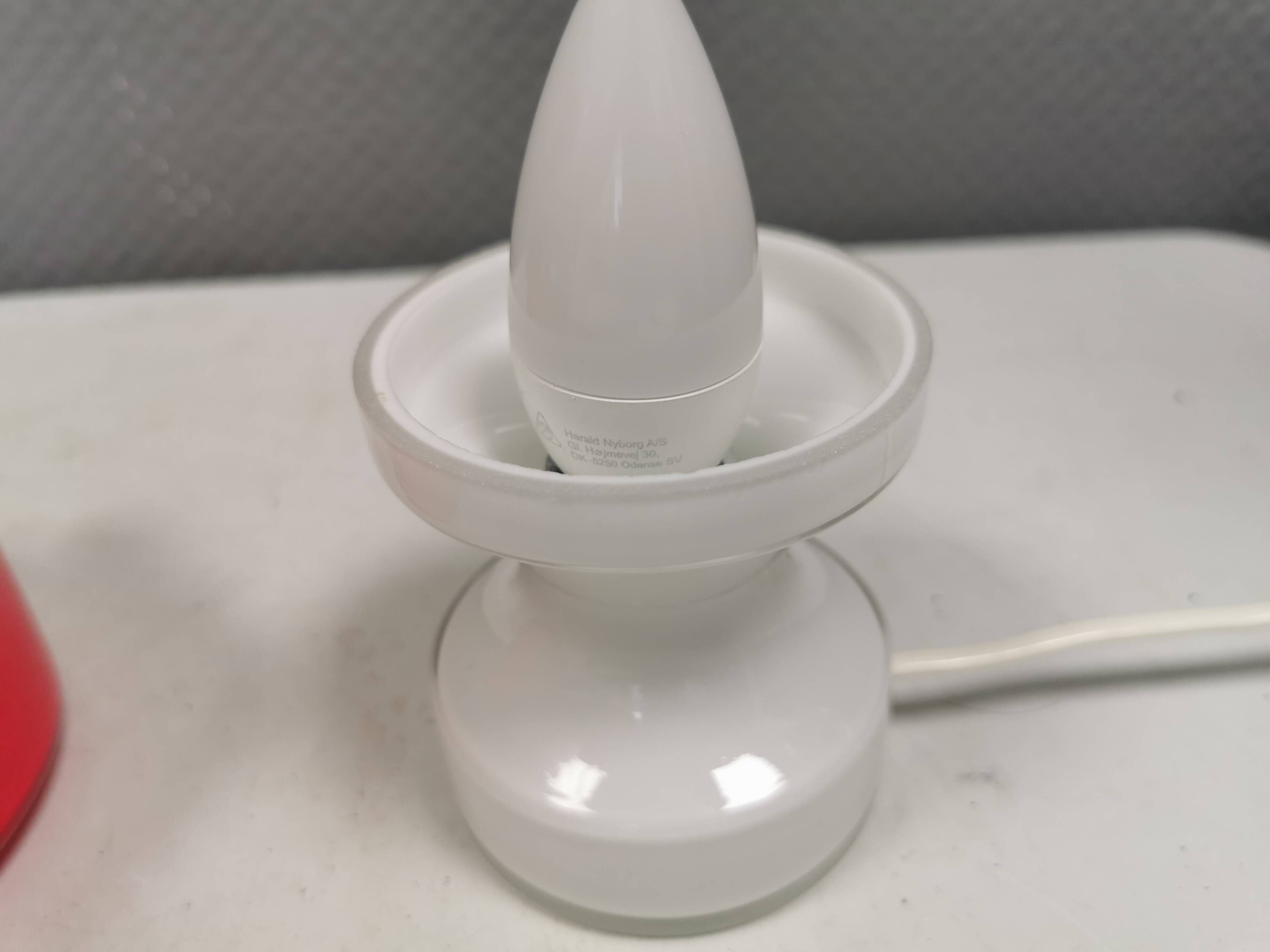 Glass table lamp, Swedish and from the 1980s, two-piece, in red/white glass
