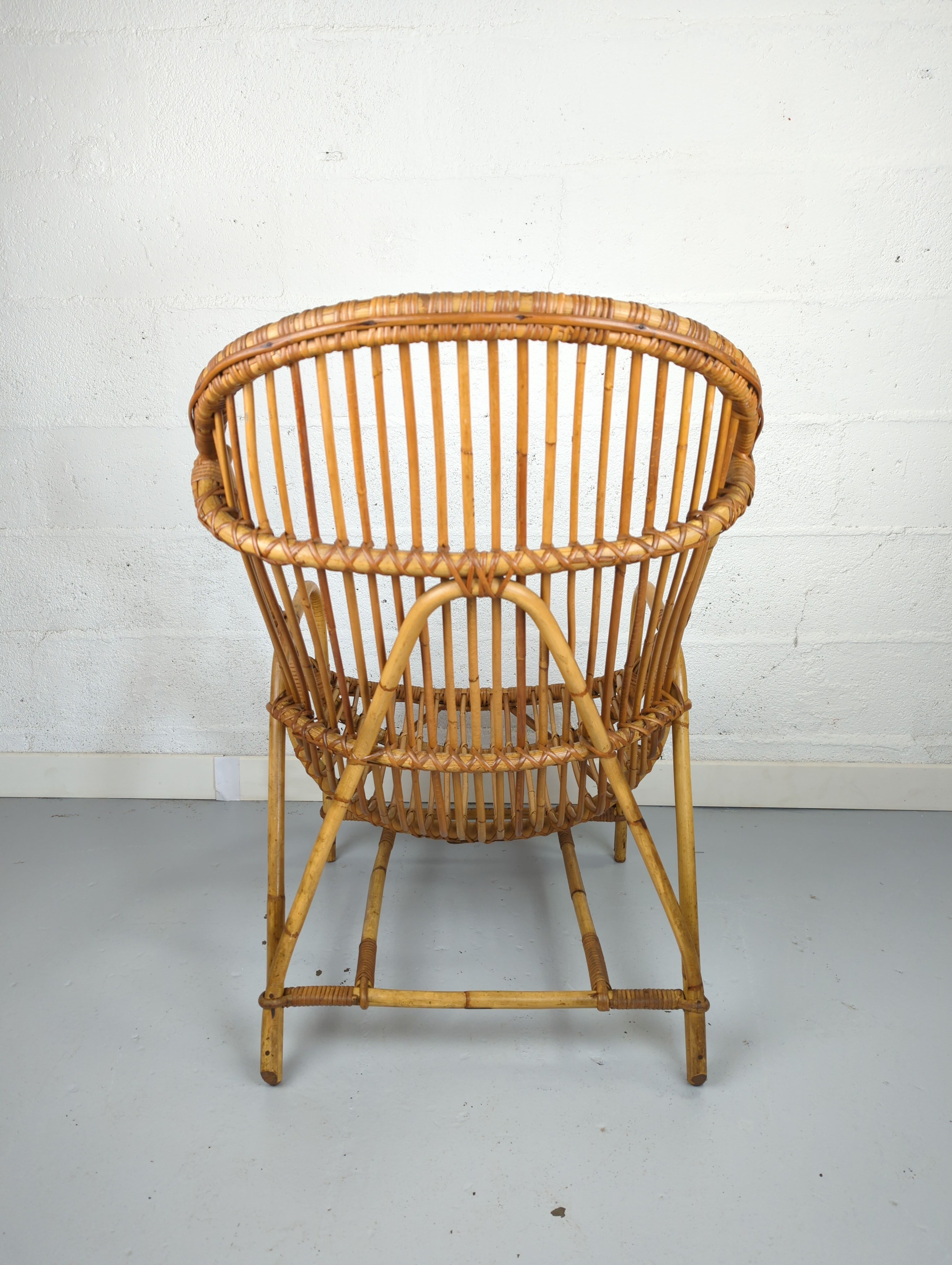 Fauteuil corbeille en rotin vintage