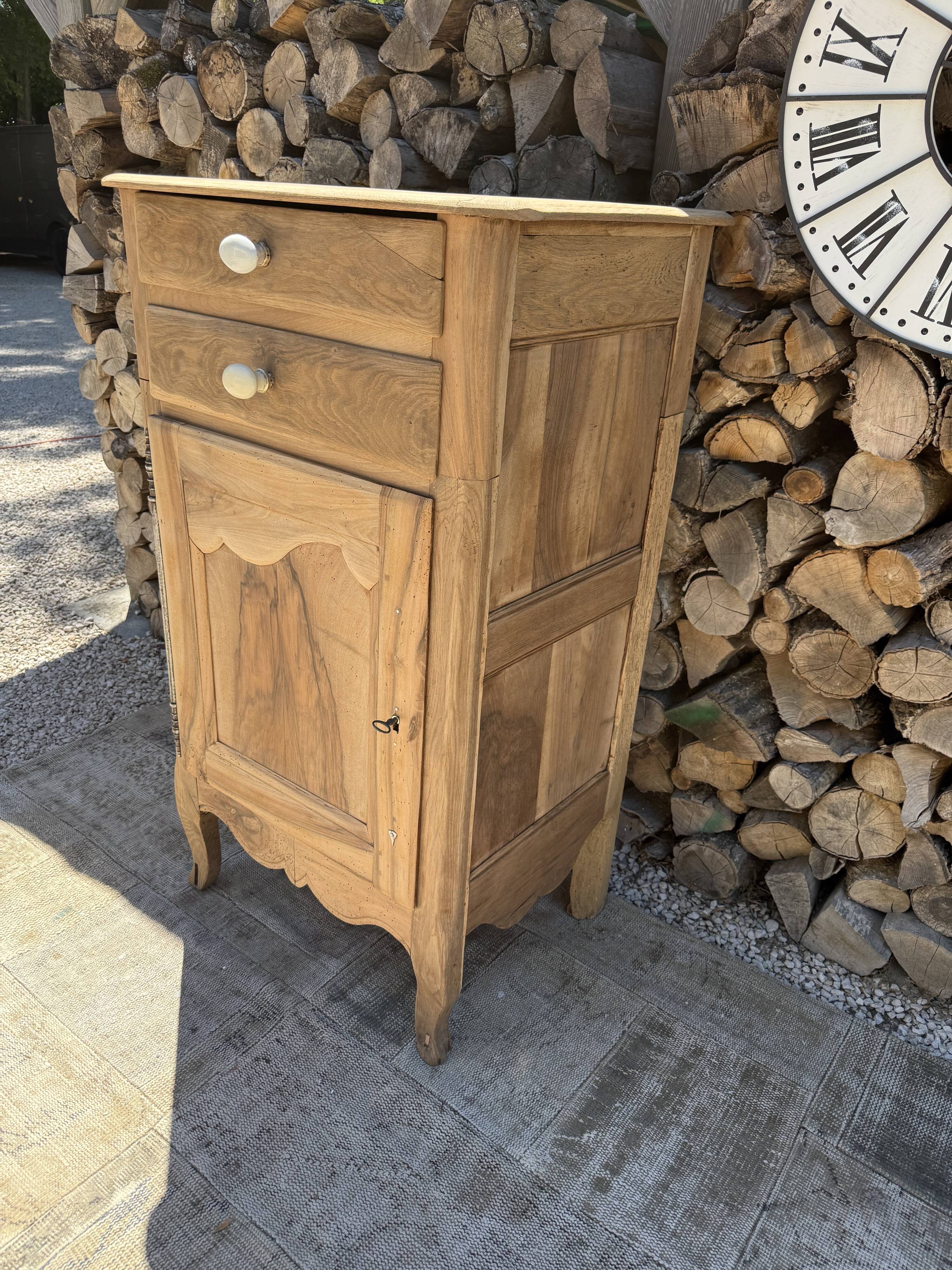 Renovated solid wood confiturer