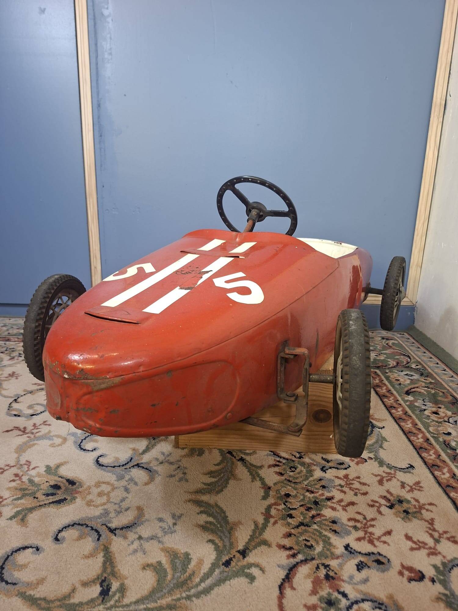 Pedal car