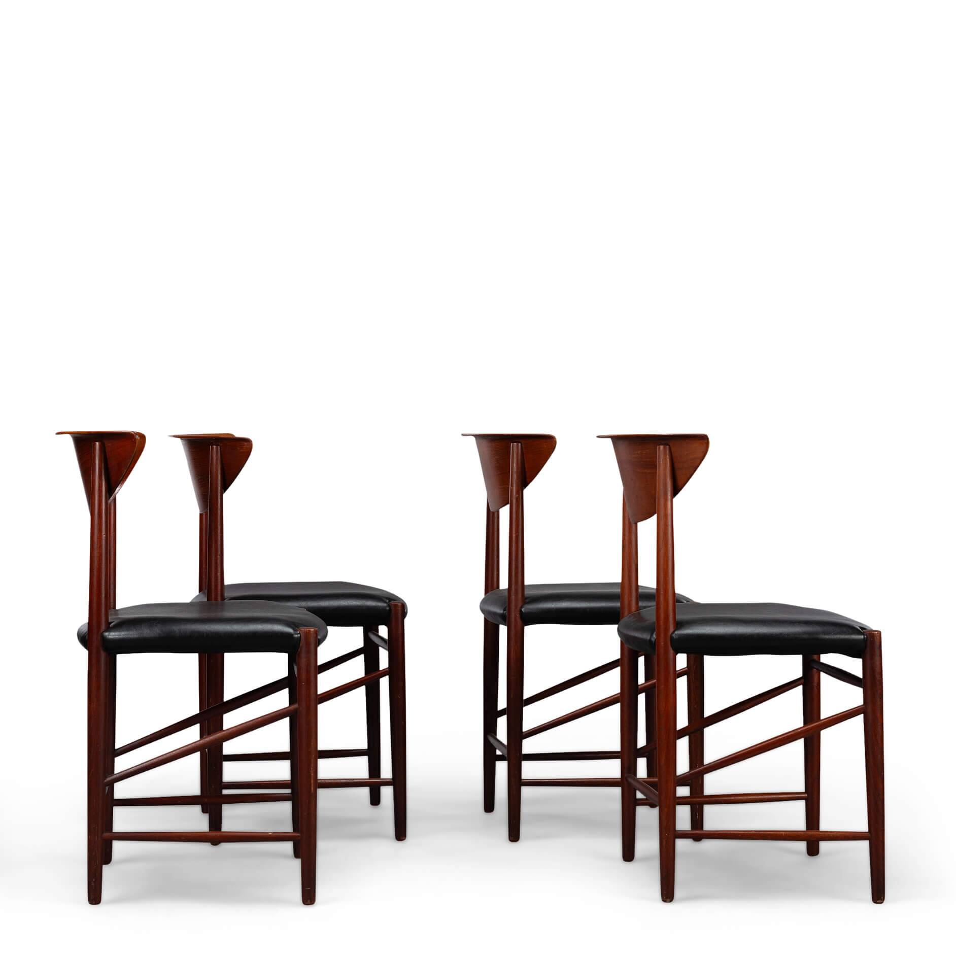 Danish Design reupholstered Dining chair Model 317 by Hvidt & Mollgaerd, set of 4