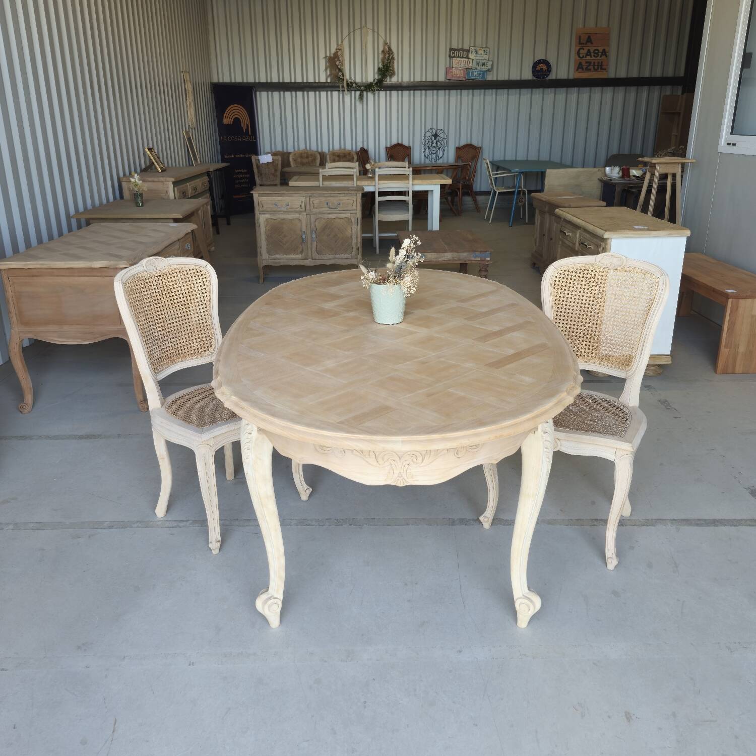Table salle à manger ovale merisier revalorisée