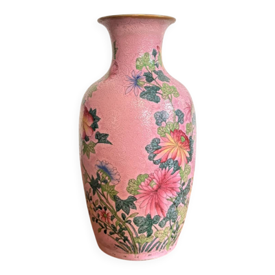 Vase chinois en porcelaine rose canton famille rose décor pivoines, Chine
