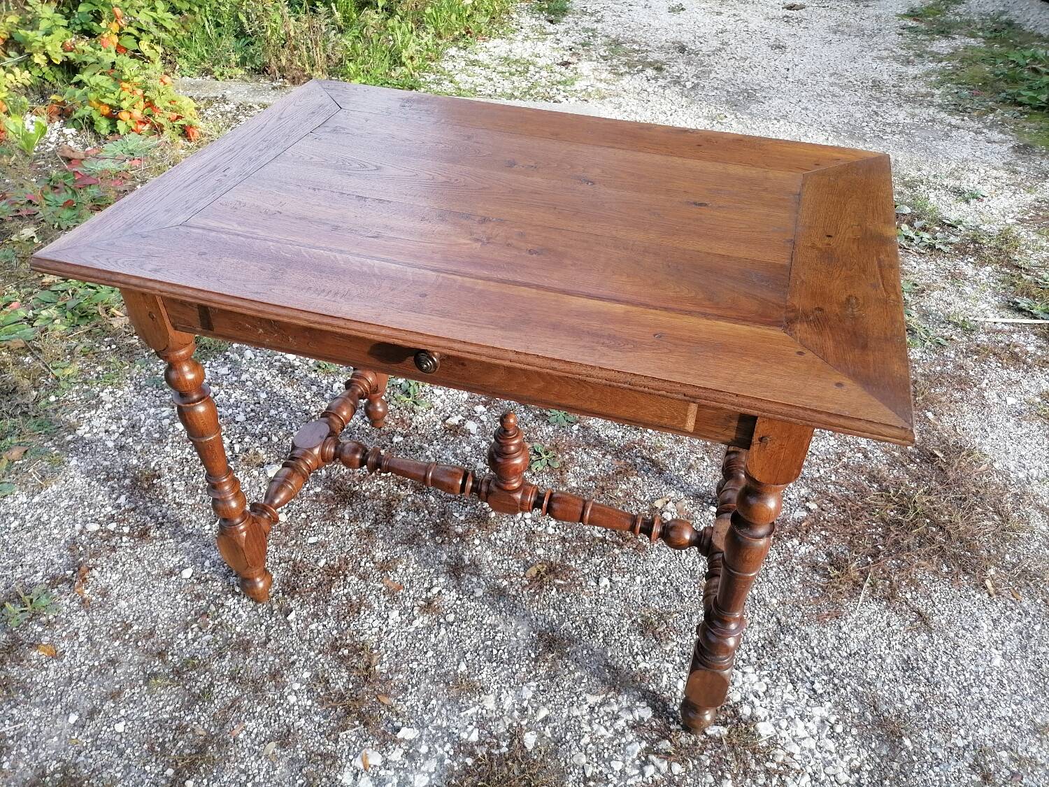 Small desk table in Louis XIII style.