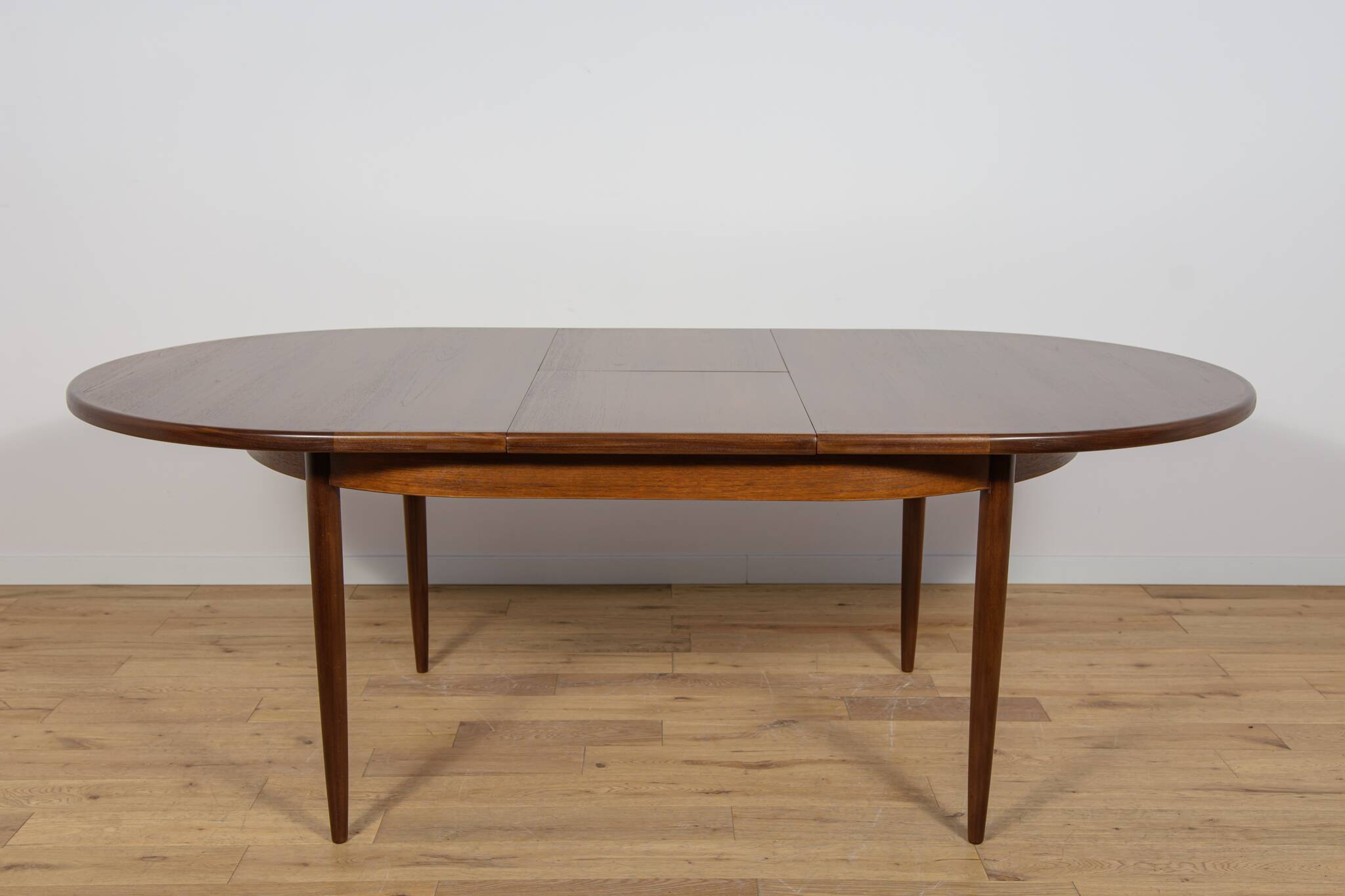 Mid-Century Oval Dining Table in Teak from G-Plan, United Knigdom, 1960s