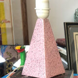 Brussels porcelain lamp with a pink terrazzo effect