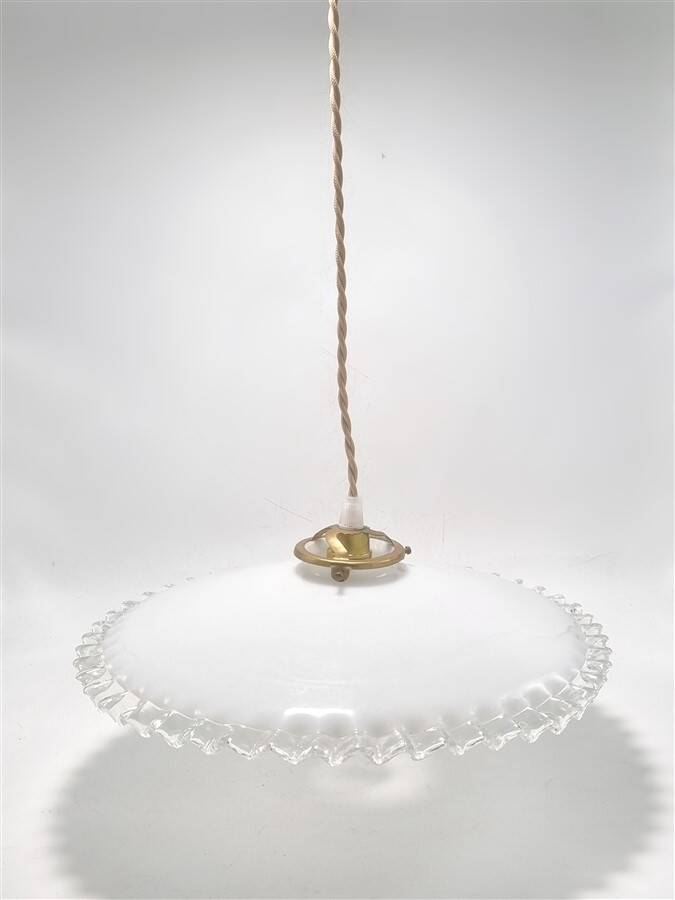 Suspension en opaline blanche