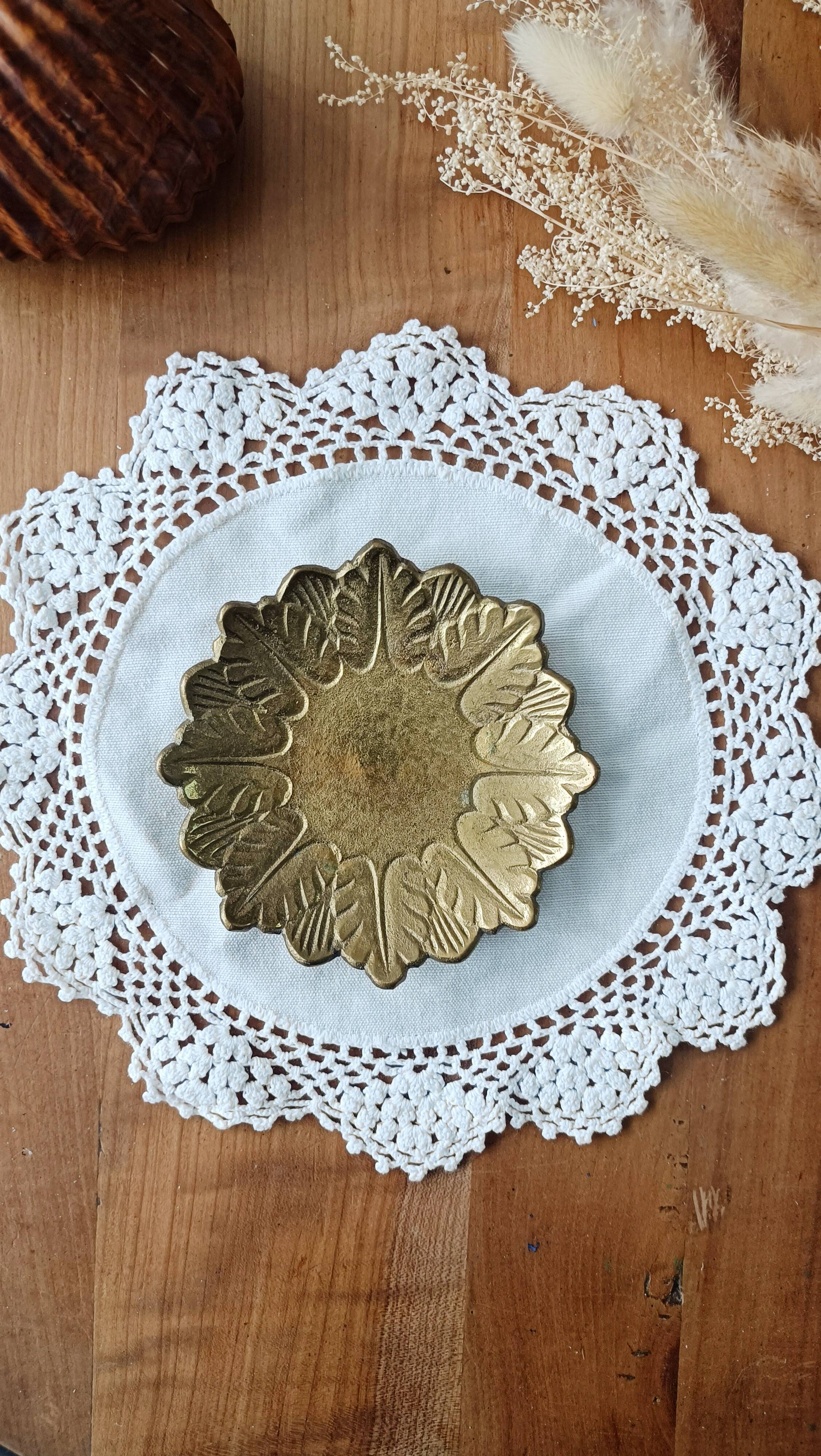 Brass empty pocket bowl