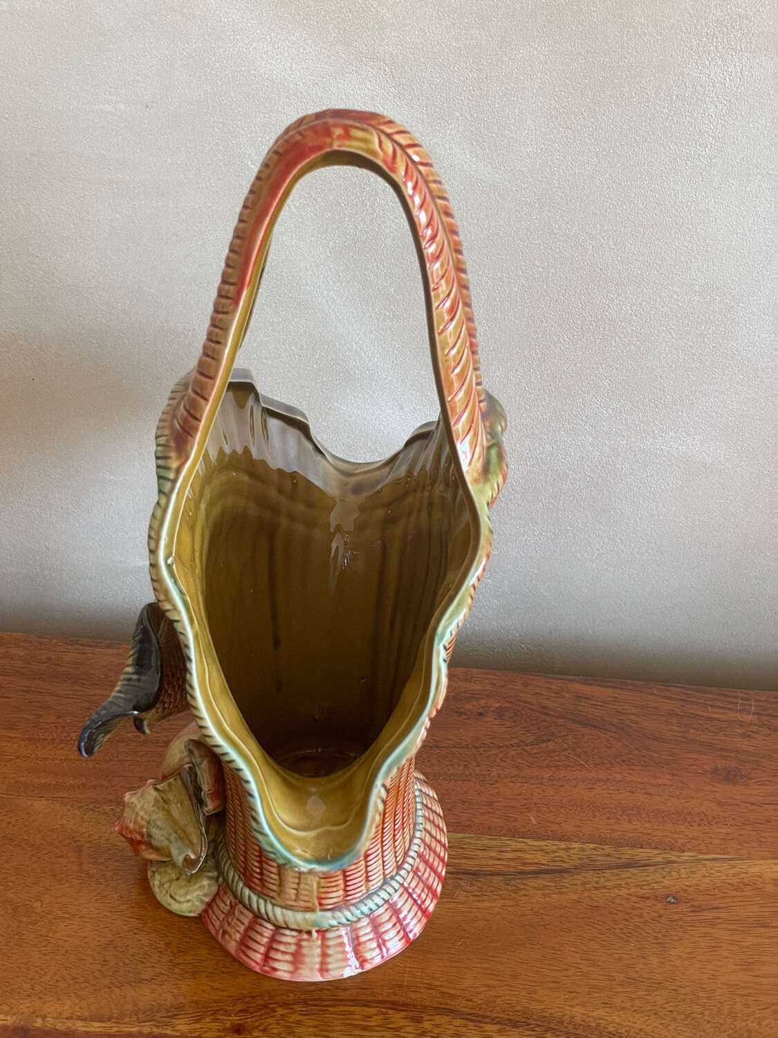 Scallop shell basket vase