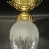 Louis XVI style pendant light / ceiling light / ogive chandelier - gilded bronze & chiseled glass
