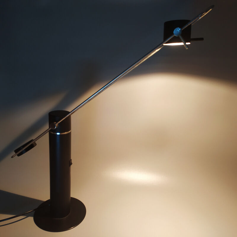 1970s table lamp model n. 7671 (First Series) by Egon Hillebrand for Hillebrand