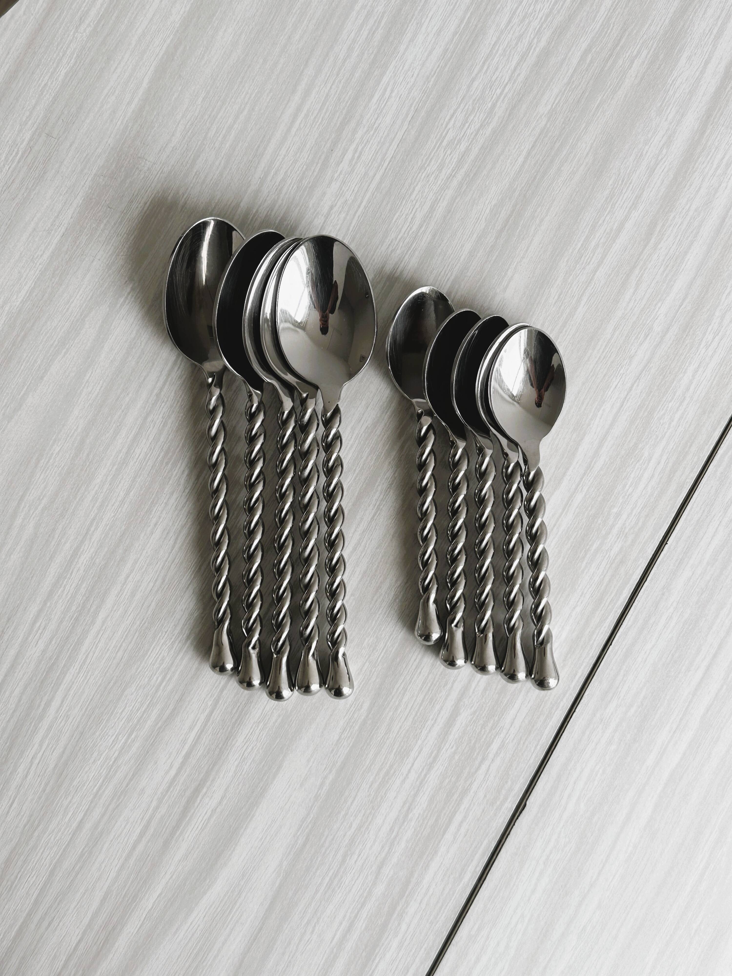 Set of 20 vintage twisted metal cutlery