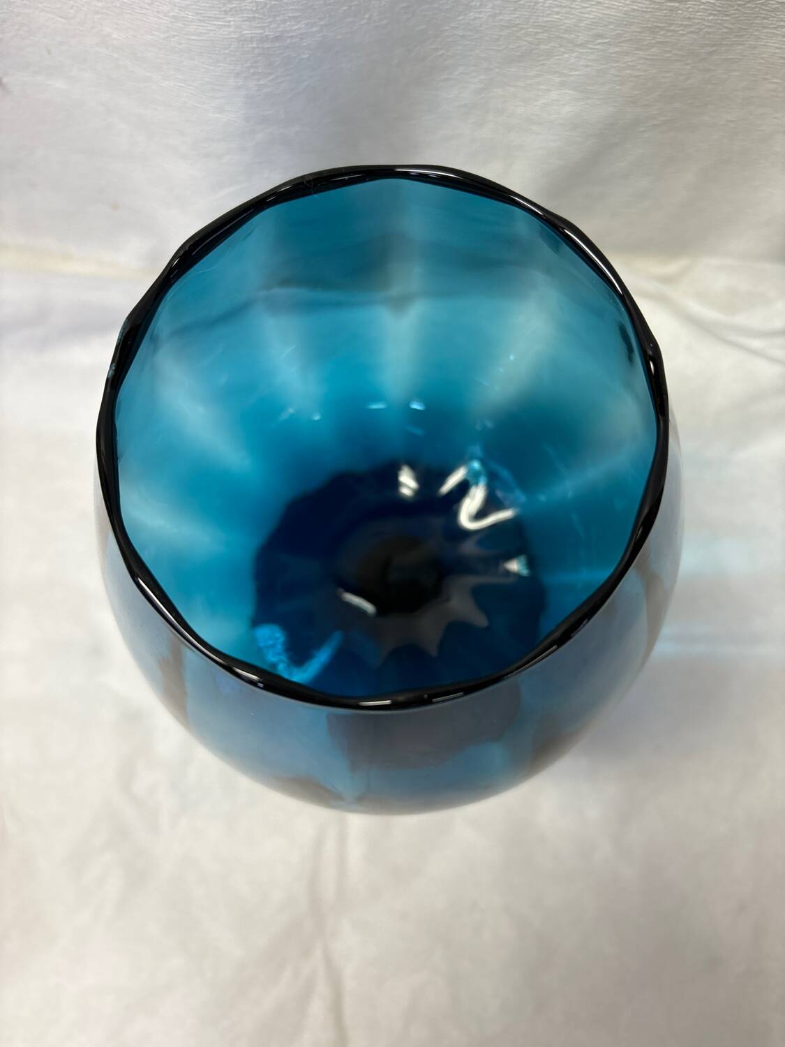 Duck blue Italian glassware vase