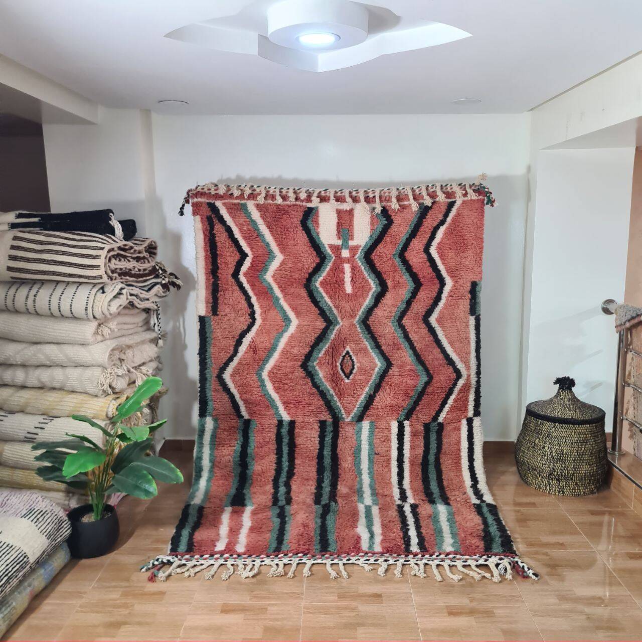 Handmade Moroccan Berber rug 300 x 200 cm