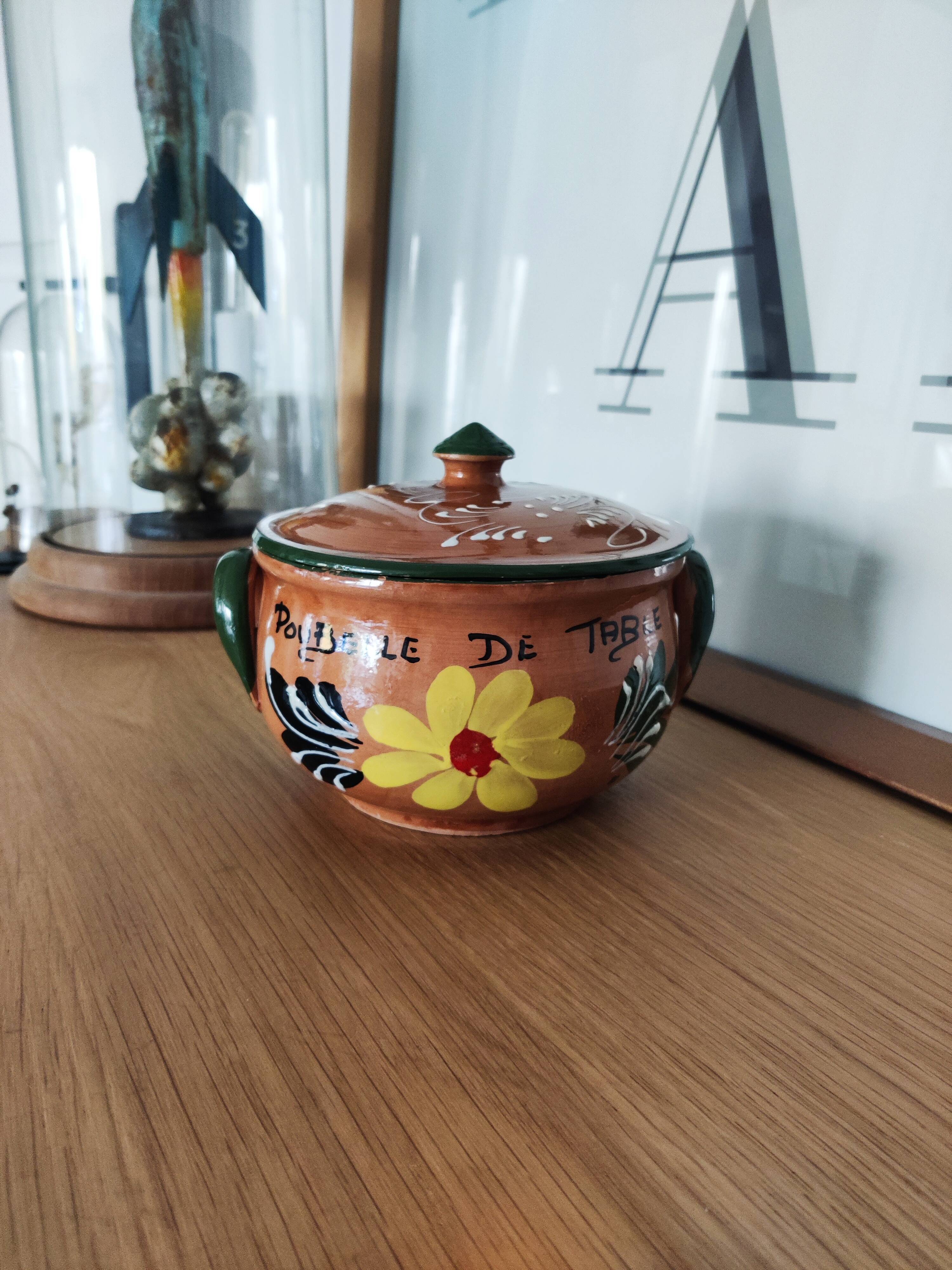 Table bin
