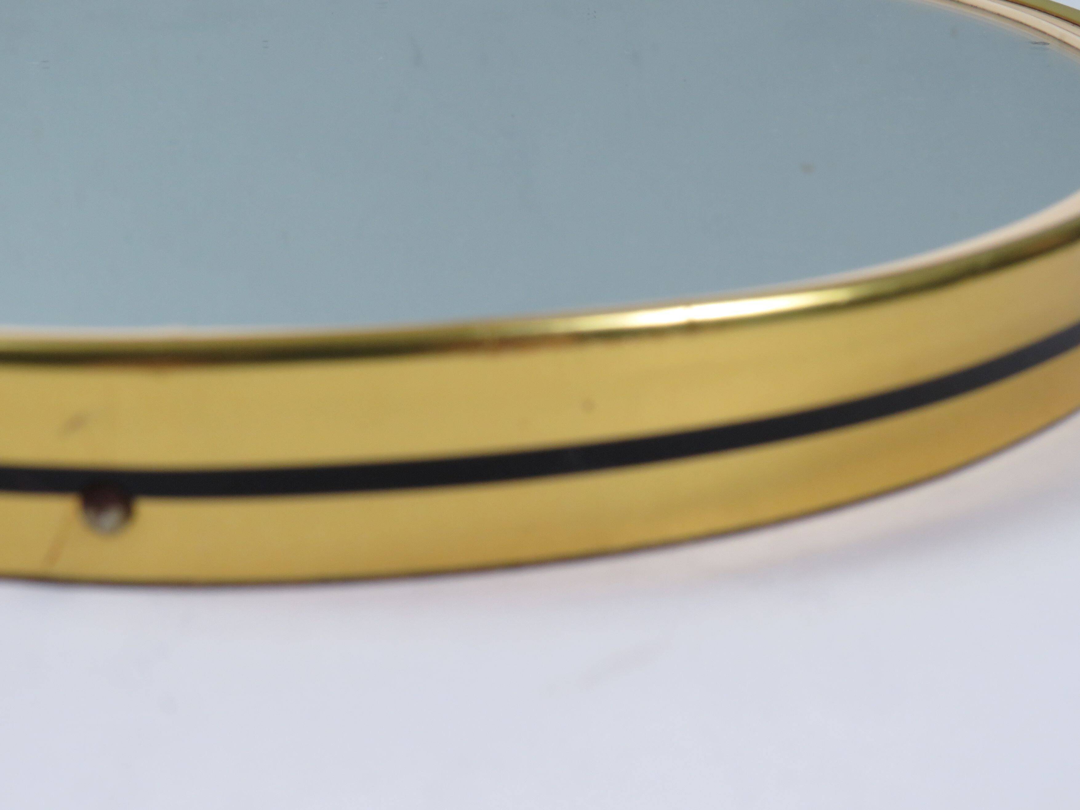 Vintage oval mirror – gold and elegance from the 50s and 60s