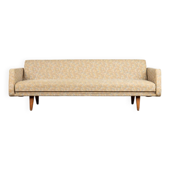 Scandinavian daybed sofa from the 60s