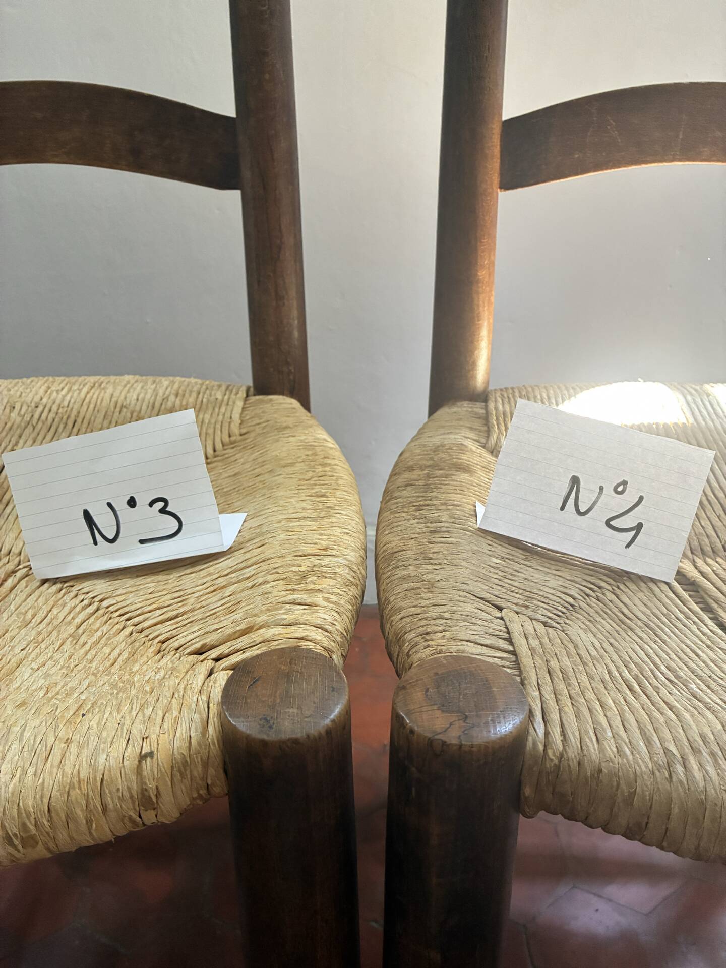 4 chairs assigned to Georges Robert
