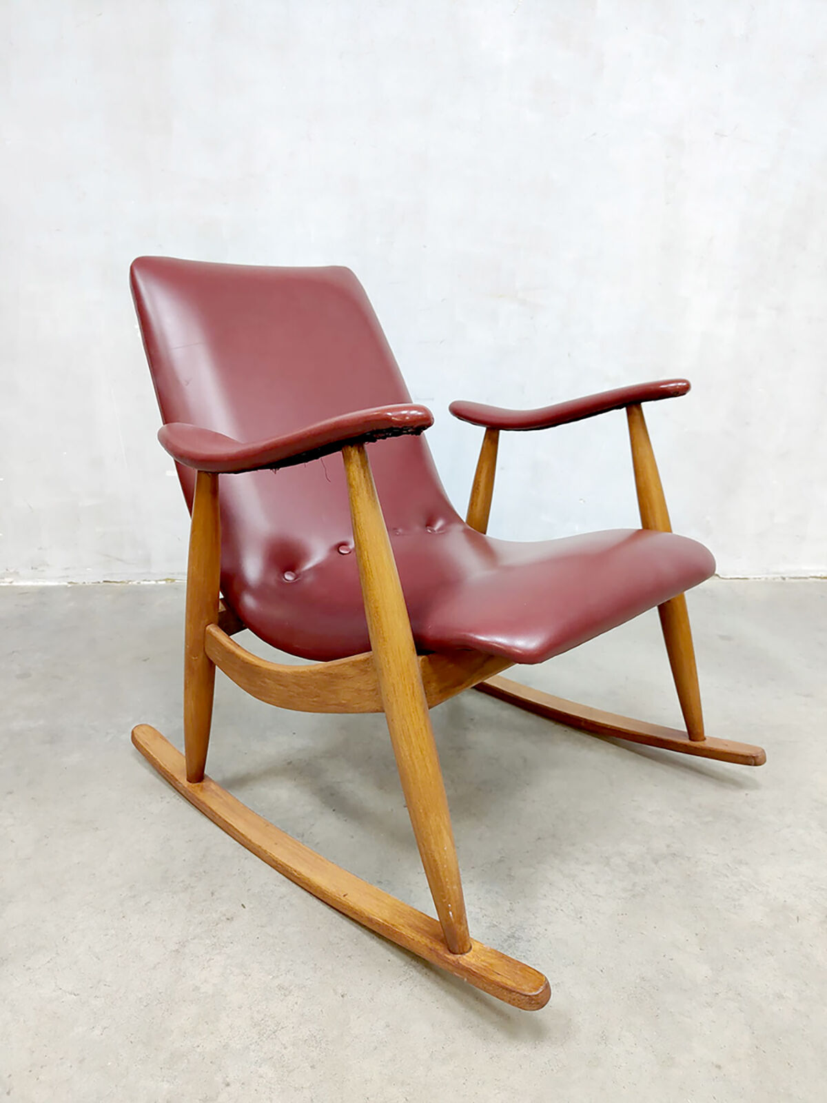 Vintage dutch design rocking chair Louis Van Teeffelen, Webe