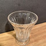 Vase on pedestal in cut crystal mid-twentieth century