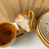 Fawn model coffee cups