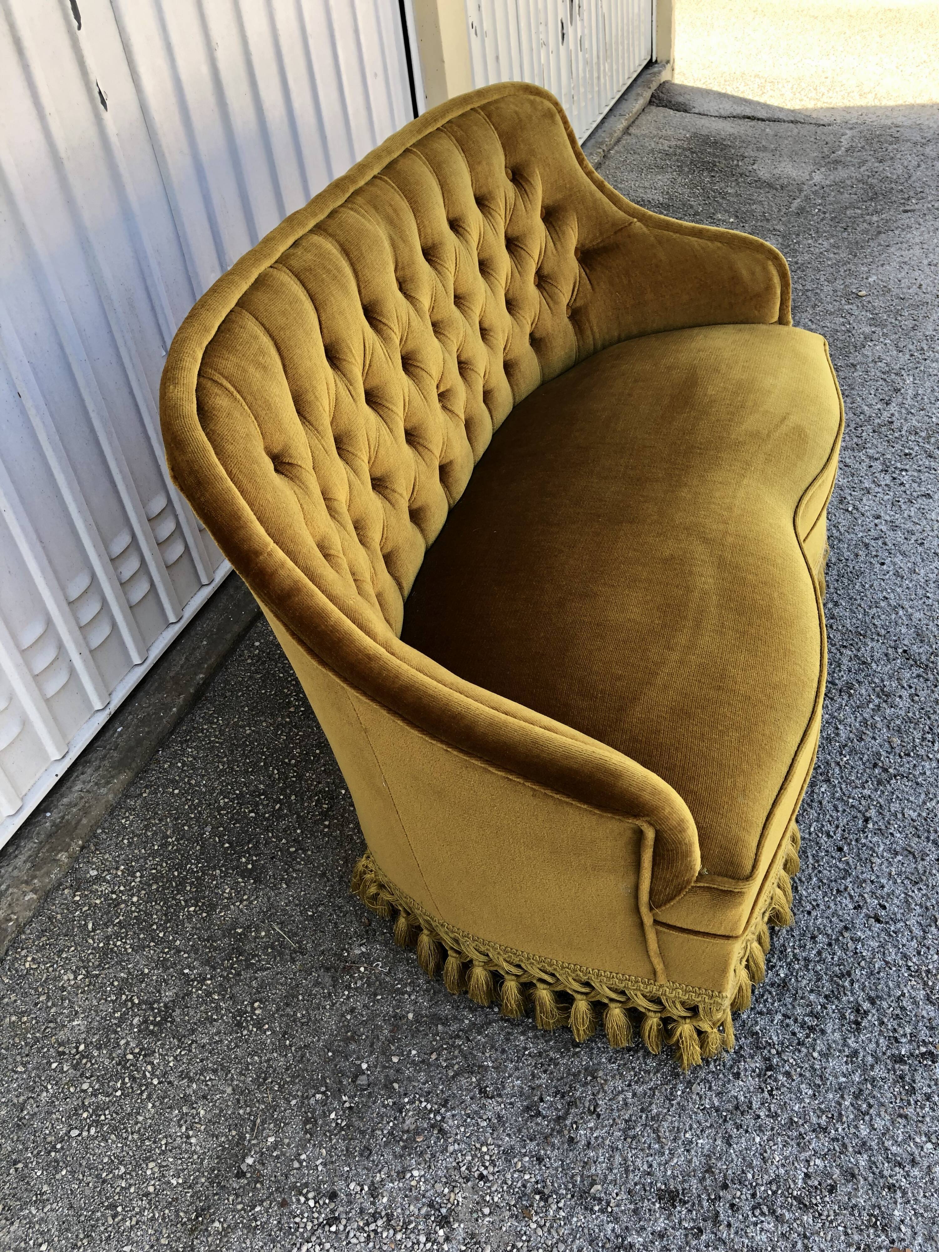 Bench velvet gold vintage